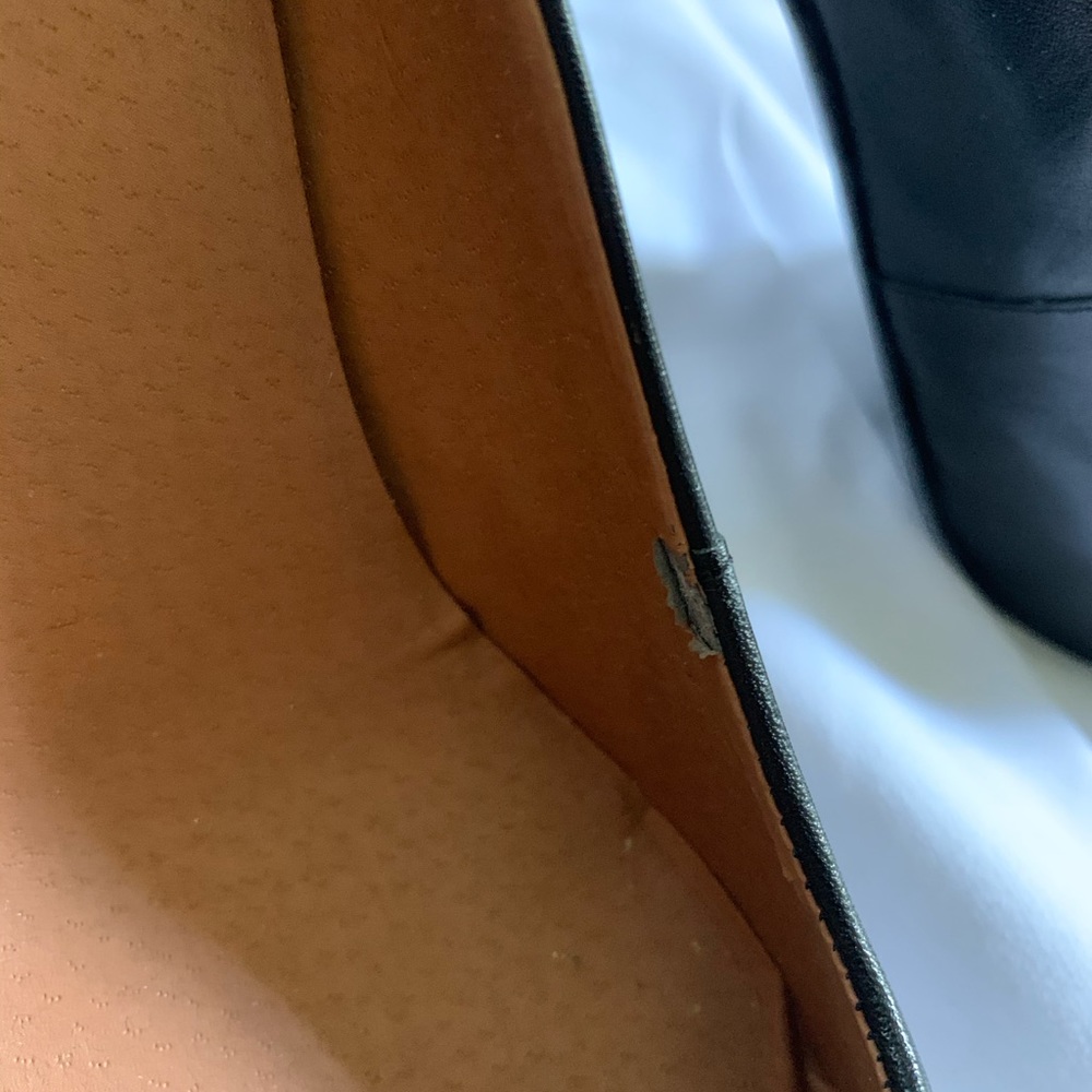 Black Heels (MRKT) - Picture 4 of 4